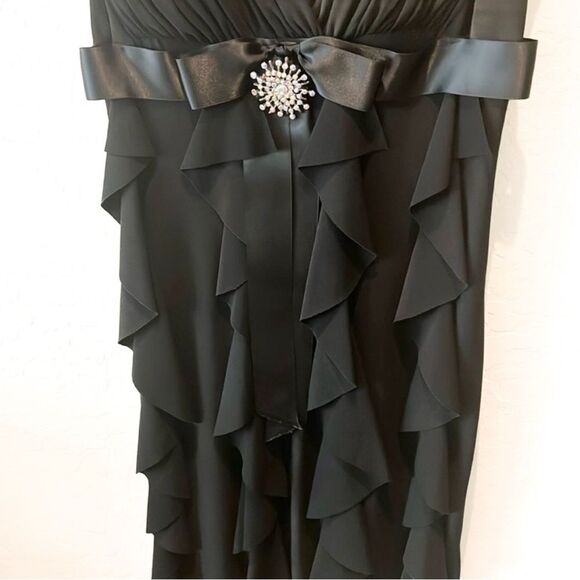 Cache Black Ruffle Cocktail Dress Ruched Sweetheart Satin Jewel Waist Accent 10 - Picture 10 of 12